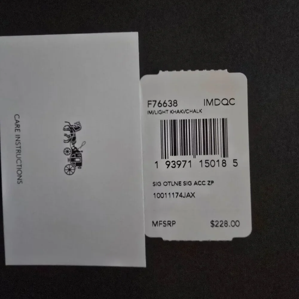 Coach F76638 Accordion Zip Wallet Signature Light Khaki Chalk NWT - Picture 4 of 9